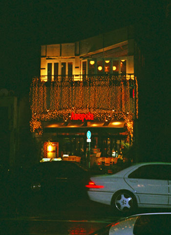 Amapola by night