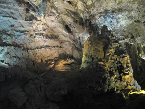 Phong Nha Cave