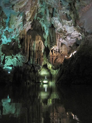 Phong Nha Cave