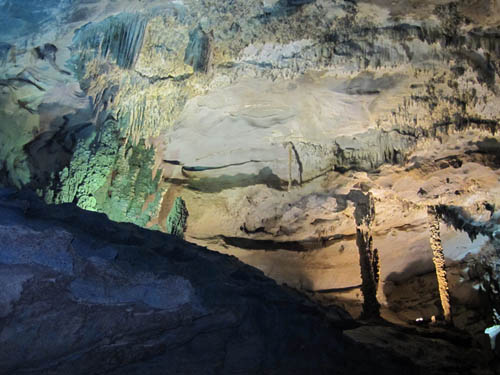 Phong Nha Cave