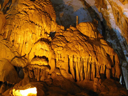 Tien Son Cave